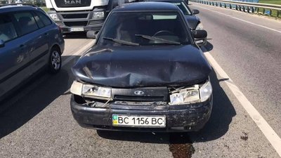 У Львові розшукують водія, який втік з місця ДТП (ФОТО)