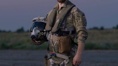 У Києві попрощаються із загиблим легендарним пілотом "Джусом"