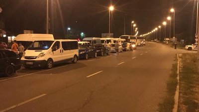 Збій у системі зв‘язку «закрив» усі пункти пропуску Львівщини з Польщею