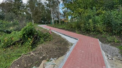 У Мостиськах триває реконструкція пішохідного моста