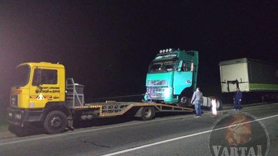 У Чишках не розминулись дві вантажівки (ФОТО)