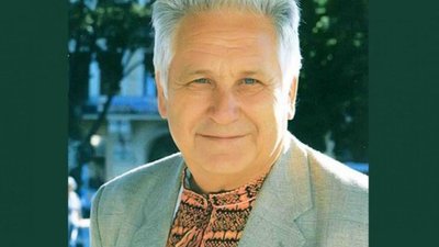 Професор ЛНУ ім. Івана Франка Василь Лизанчук закликав підтримати Порошенка