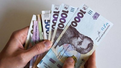 ​​На Львівщині виплачують фінансову допомогу на встановлення пам’ятного знаку на могилах загиблих військових