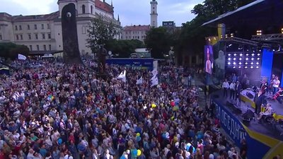 Порошенко виступив у центрі Львова (ВІДЕО)