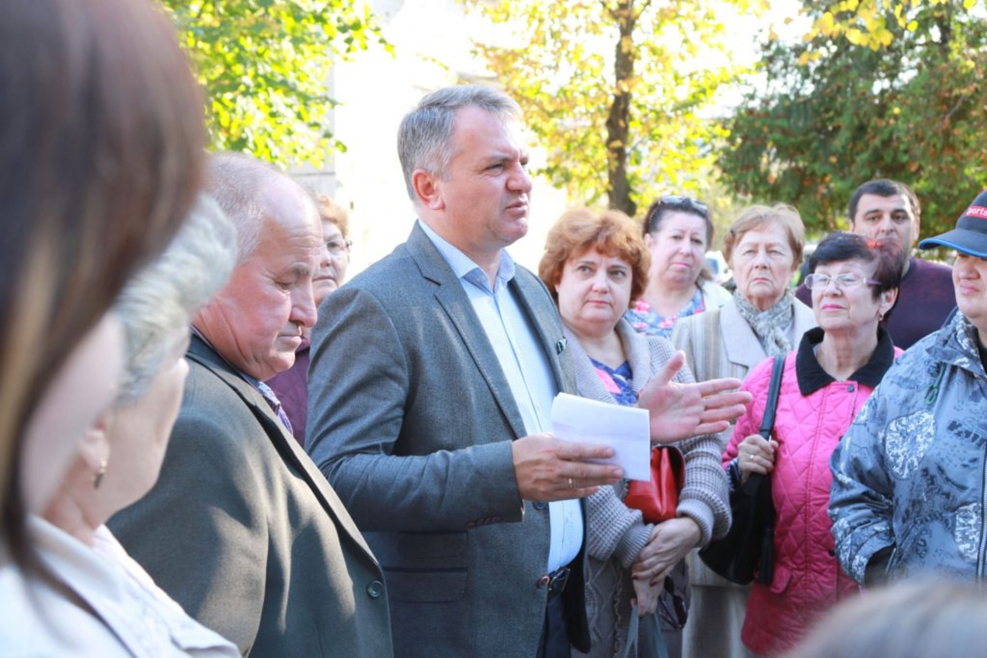 Синютка розповів усю правду про "слуг народу". Фото Четверта студія