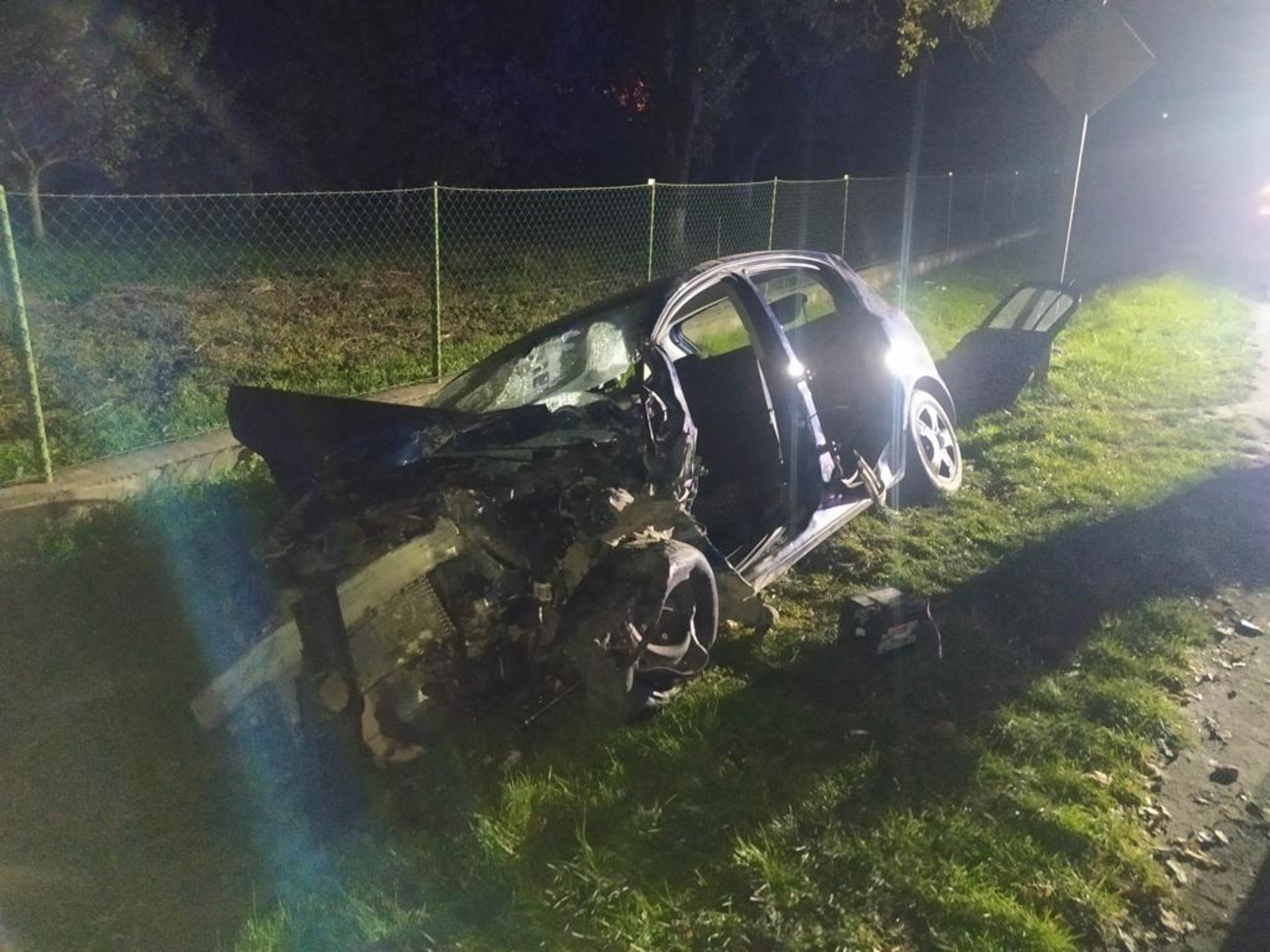 На Львівщині внаслідок автозіткнення травмовані шестеро осіб