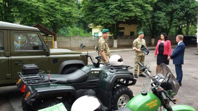 Климпуш-Цинцадзе відвідала пункт пропуску «Ужгород»