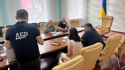 На Львівщині посадовці ДСНС переплатили за техніку, в якій навіть не було потреби