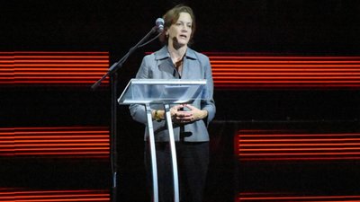 Форум вдихає нове життя в людей, - Енн Епплбом під час літературного вечора в Оперному театрі