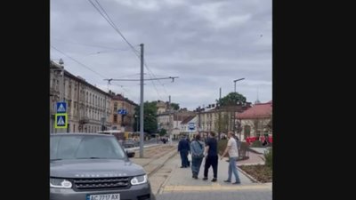 У Львові водій на луцьких номерах грубо порушив правила дорожнього руху (ФОТО)