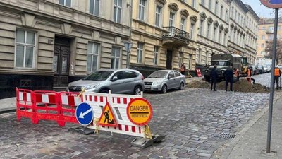 У Львові перекрили рух на одній з вулиць
