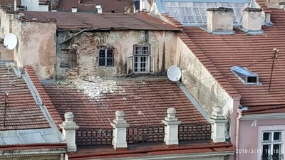 Як виглядають будинки у центрі Львова не для туристів  (ФОТО)