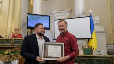 На сесії Львівської обласної ради відзначили волонтерів Андрія Салюка й Анну-Марію Герман
