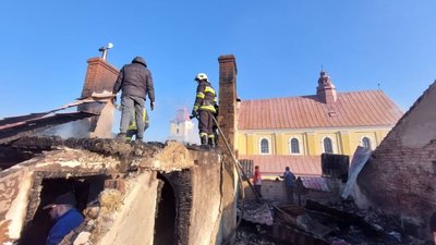 У Рудках на Львівщині горів парафіяльний дім (ВІДЕО)