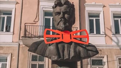 У Дрогобичі Котермак, Франко, Шевченко, Бандера, Чорновіл, Міцкевич та Стефаник вітають Лесю Українку з Днем народження (ФОТО)