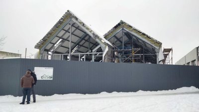 У Львові завершують зводити приміщення для першого комунального ринку