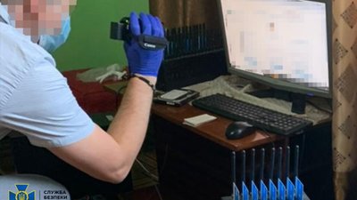 СБУ ліквідувала потужну проросійську ботоферму (ФОТО)