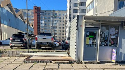 У Львові фанатка Садового забула заплатити за проїзд
