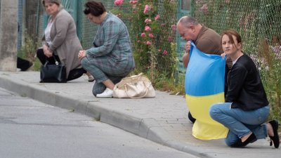 На Львівщині у останню путь провели 39-річного воїна 24-ої окремої механізованої бригади імені короля Данила (ФОТО)
