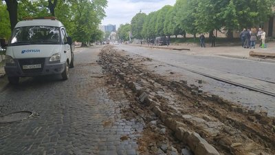 У Львові ремонт на вулиці Шевченка триватиме до літа 2023 року (ВІДЕО)