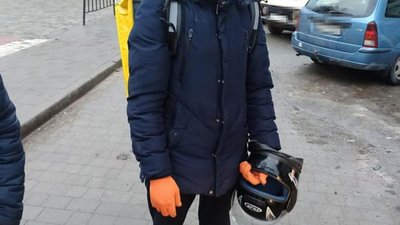 У Львові нетверезий кур'єр доставки їжі вчинив ДТП (ФОТО)