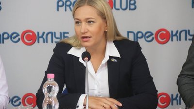 Зеленський досі так і не підписав Закони про імпічмент та тимчасові слідчі комісії, - Юринець