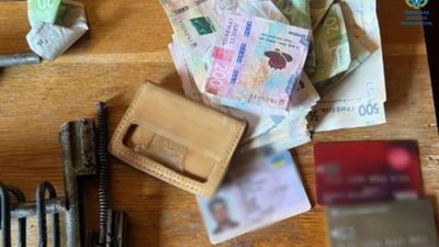 На Львівщині 37-річний чоловік продавав зброю