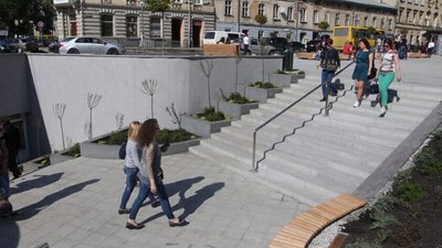 У Львові на площі Митній зроблять пішохідний перехід