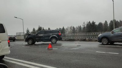 У Львові через ДТП перекрито три смуги руху (ФОТО)