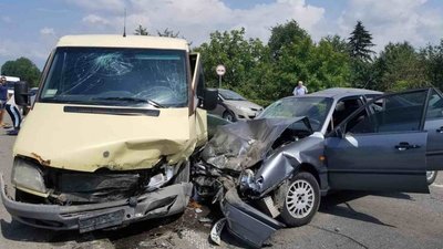 У Бориславі внаслідок автозіткнення травмовано трьох осіб
