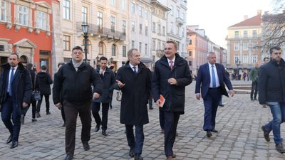 Дональд Туск уже у Львові (ФОТО)