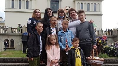 На Львівщині колишня монахиня відкрила будинок сімейного типу (ВІДЕО)