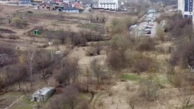 Зубач продовжує воювати за землю для Садового