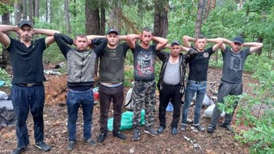 На Київщині у лісі затримали ворожу диверсійно-розвідувальну групу (ФОТО)
