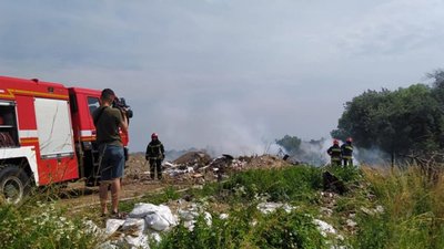 У Львові горить сміттєзвалище (ФОТО, ВІДЕО)