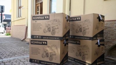 Українські музейники отримали від німецьких колег електрогенератори та осушувачі повітря