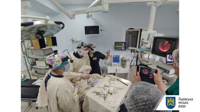 У Львові прооперували новонароджену дівчинку з рідкісною патологією носових ходів