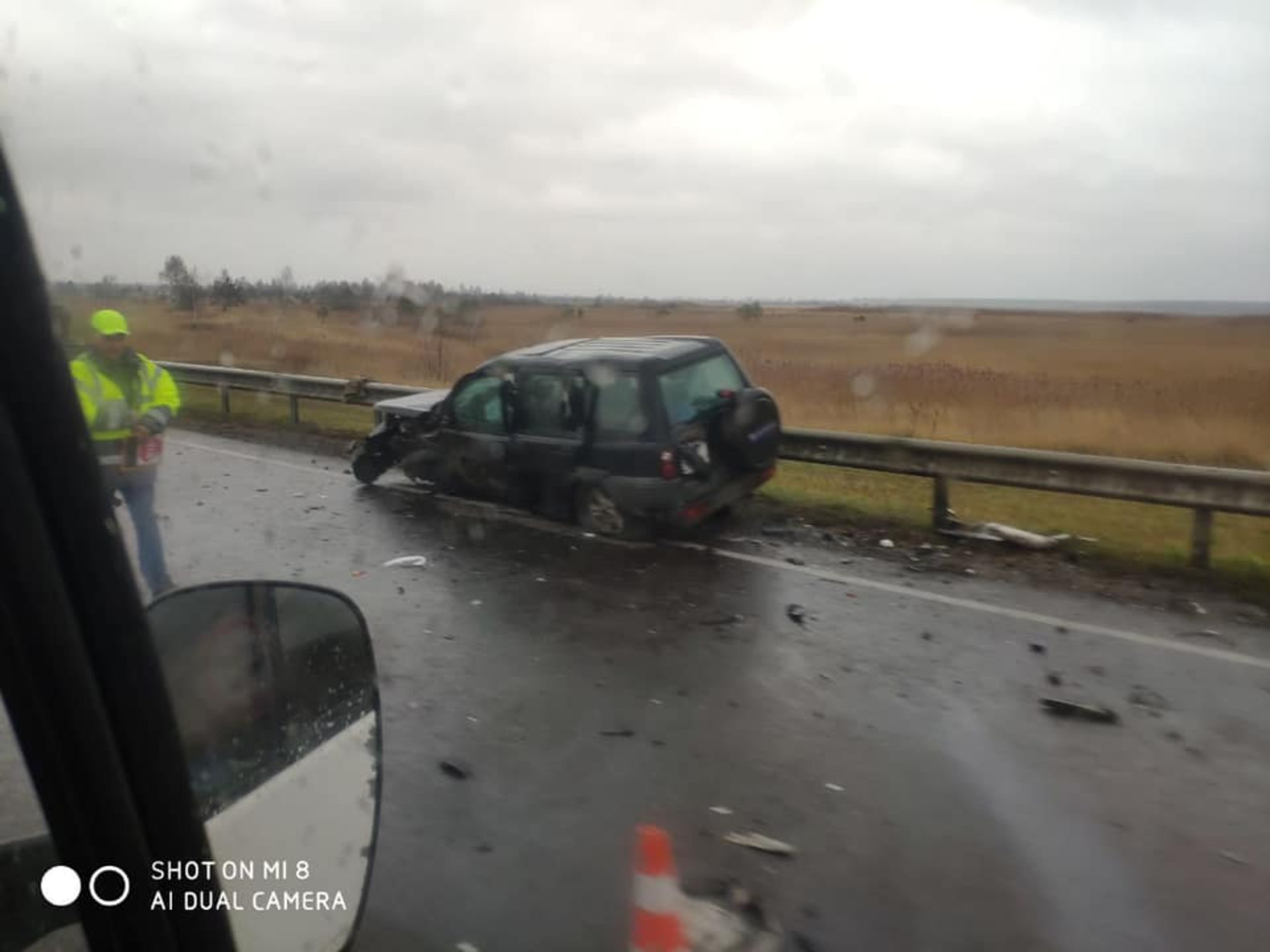 На Львівщині на трасі "Київ - Чоп" сталась аварія. Фото Варта-1