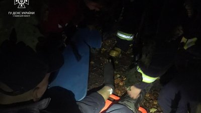 Протягом доби рятувальники Львівщини тричі надавали допомогу грибникам