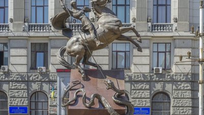 Сьогодні - День Національної поліції: другим українським містом, де запрацювали поліцейські, став Львів