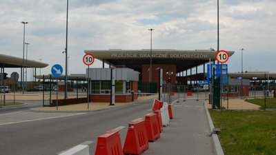 Польща закриває піший перехід на Львівщині
