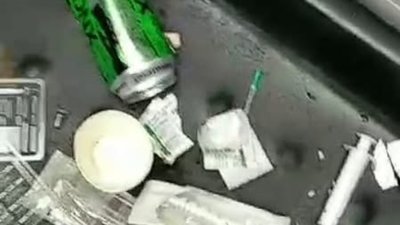 У центрі Львова у біотуалеті знайшли шприци