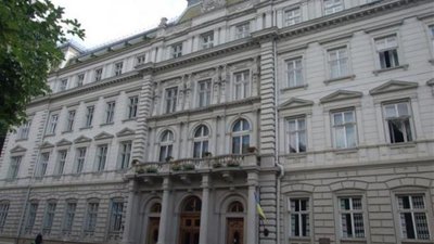 У Львові перевізники пікетуватимуть Львівську ОДА