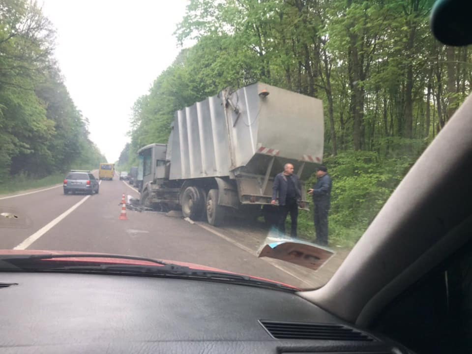 На Яворівщині трапилась жахлива ДТП. Фото: Ігор Зінкевич.