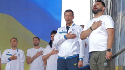 Національна збірна повернулася в Україну (ФОТО, ВІДЕО)