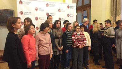 У Львові презентували фотовиставку «Особливі історії особливої молоді»