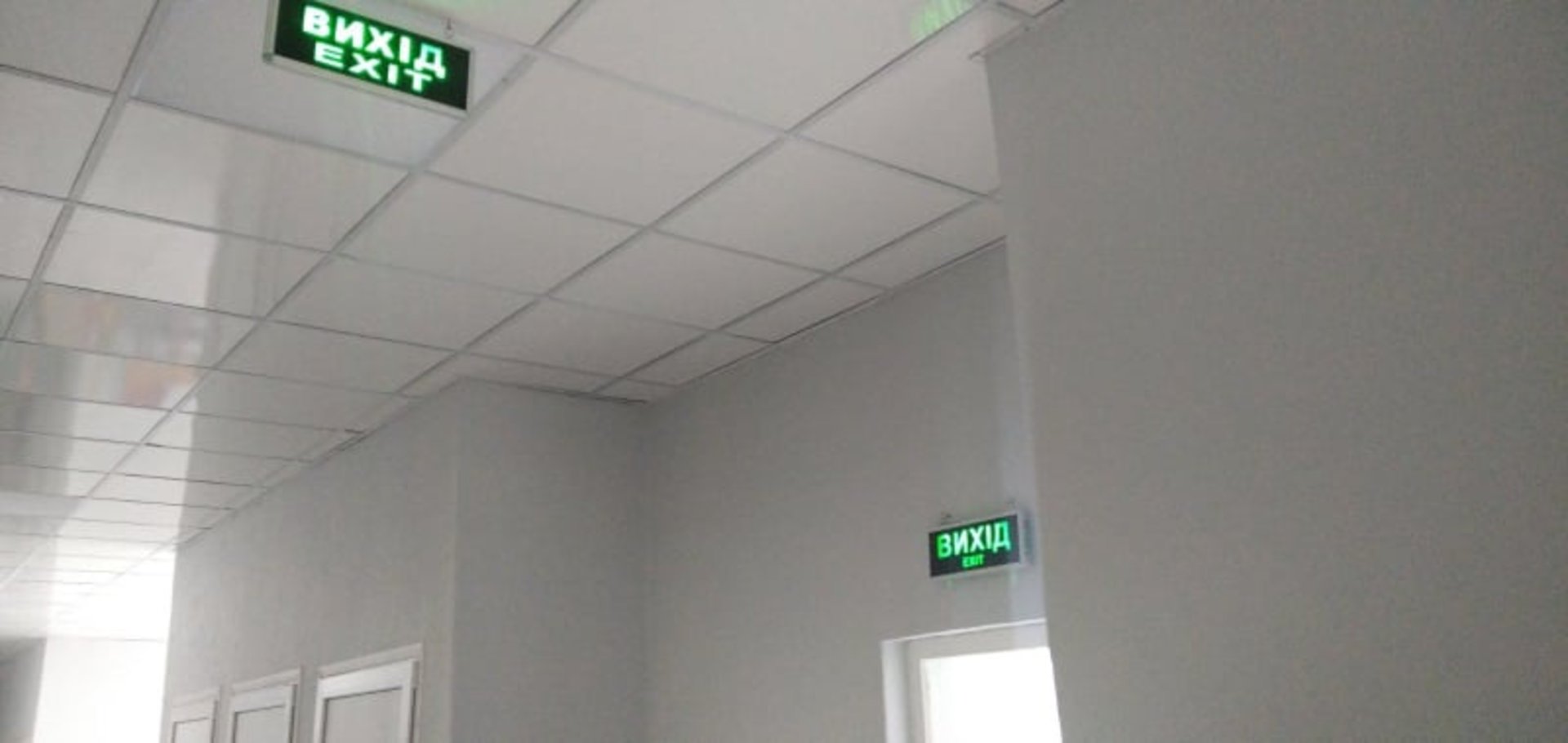 У Стебницьку міську лікарню прибув кріоциліндр, який забезпечуватиме кисень для пацієнтів