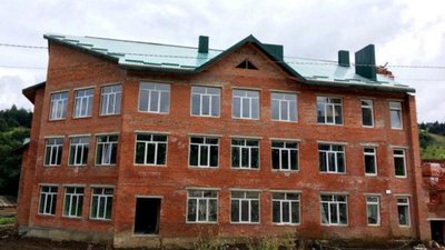 Учні села Верхня Рожанка Сколівського району підуть 1 вересня у новозбудовану школу