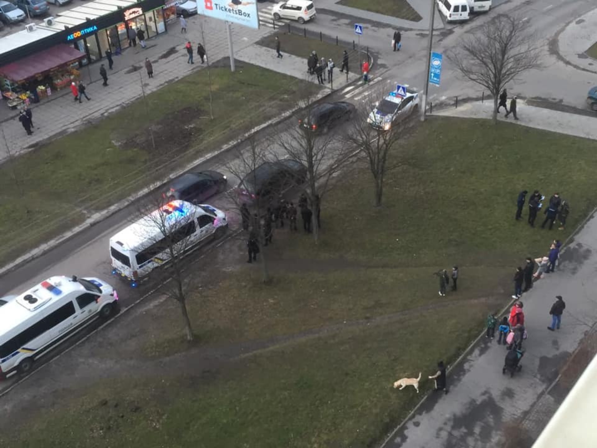 У Львові зі стріляниною викрали чоловіка, його уже визволили. Фото Варта-1