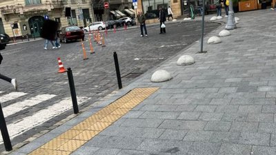 У центрі Львова облаштували приватну парковку (ФОТО)